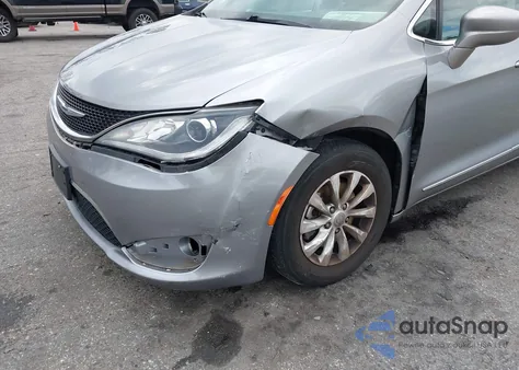 2019 Chrysler Pacifica Touring L из США, поврежденный, VIN 2C4RC1BG9KR624998